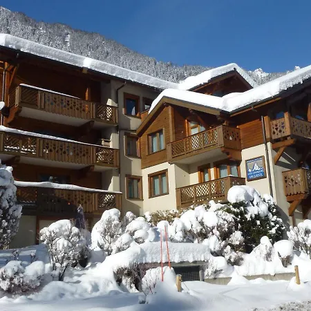 Very Comfortable Apartment Only 250 Meters From The Ski Lifts Apartment *