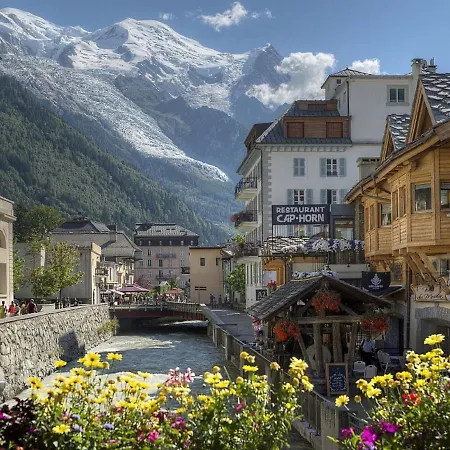Very Comfortable Apartment Only 250 Meters From The Ski Lifts Chamonix