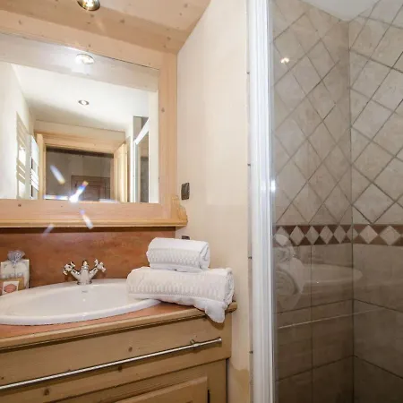 Very Comfortable Apartment Only 250 Meters From The Ski Lifts