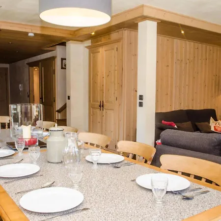 Very Comfortable Apartment Only 250 Meters From The Ski Lifts