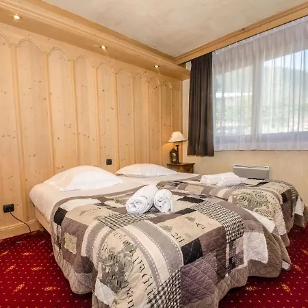 Very Comfortable Apartment Only 250 Meters From The Ski Lifts Apartment