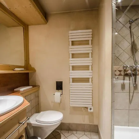 Very Comfortable Apartment Only 250 Meters From The Ski Lifts *